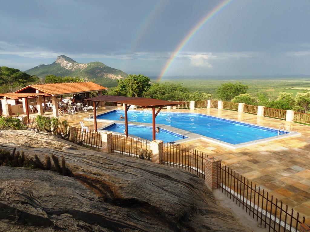 Fazenda Hotel Pedra Dos Ventos Quixada Exterior photo